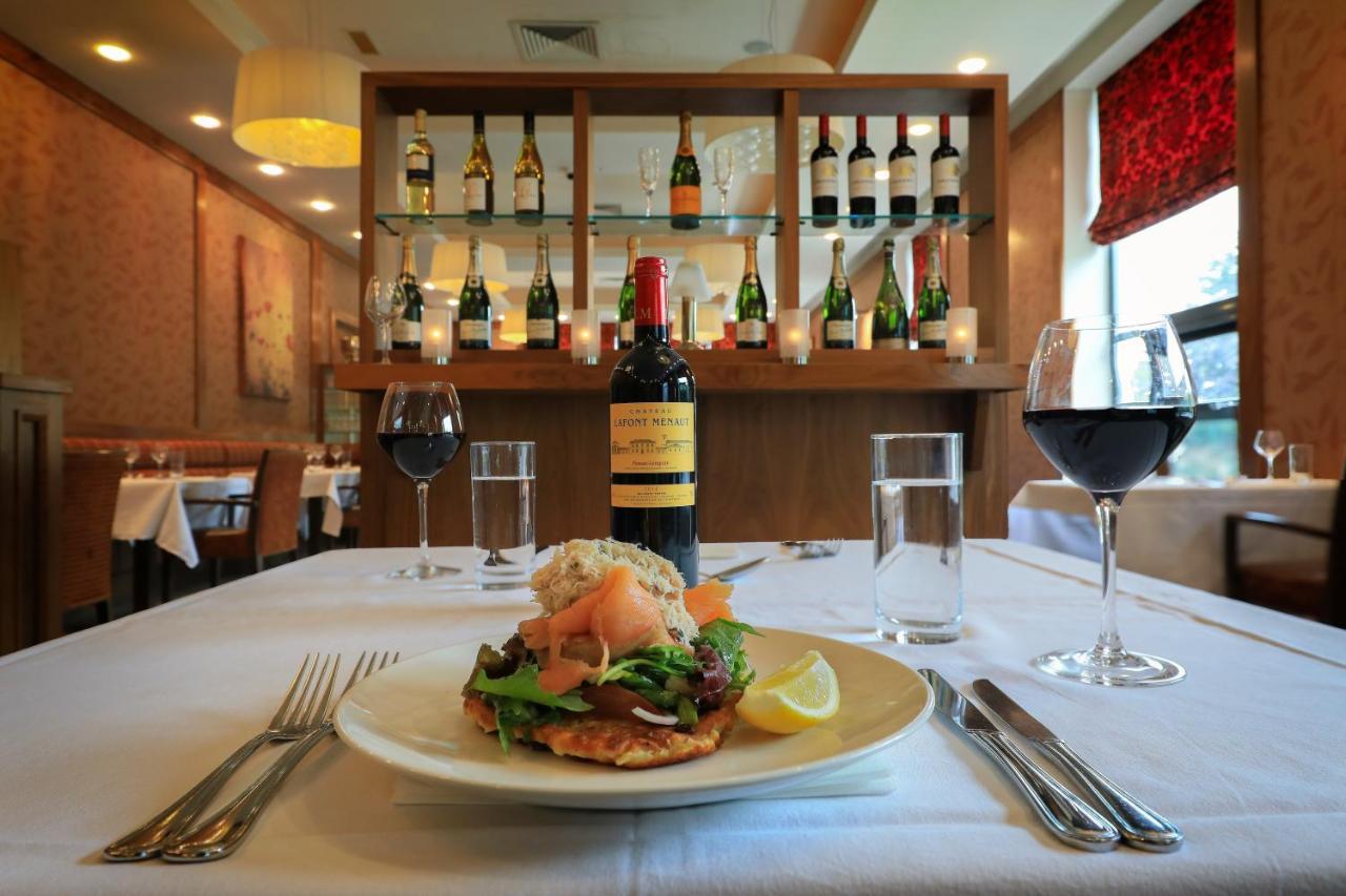 The Shirley Arms Hotel Carrickmacross Ngoại thất bức ảnh