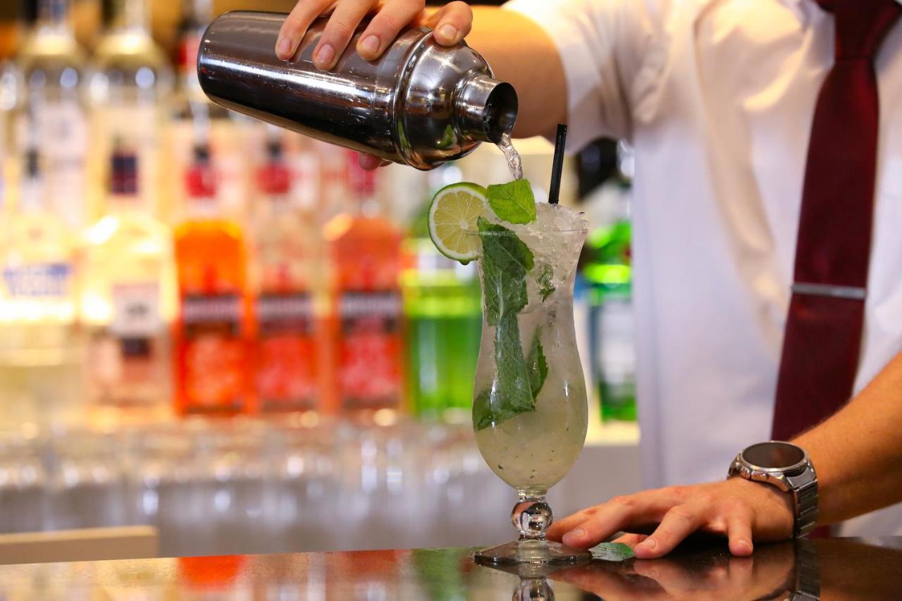 The Shirley Arms Hotel Carrickmacross Ngoại thất bức ảnh