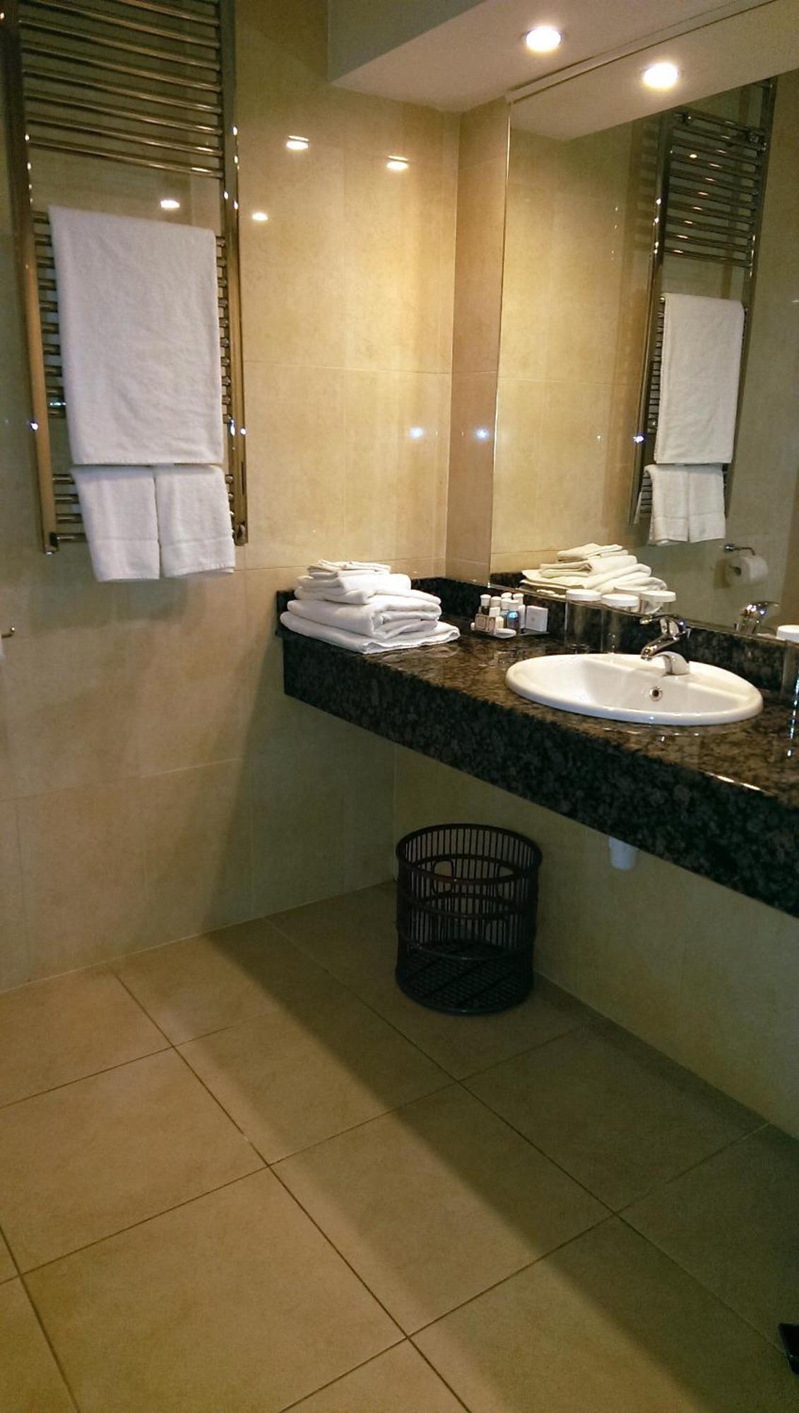 The Shirley Arms Hotel Carrickmacross Phòng bức ảnh