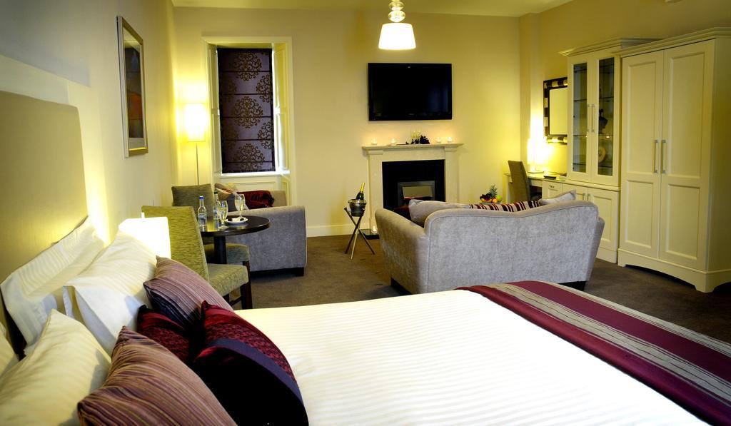 The Shirley Arms Hotel Carrickmacross Ngoại thất bức ảnh