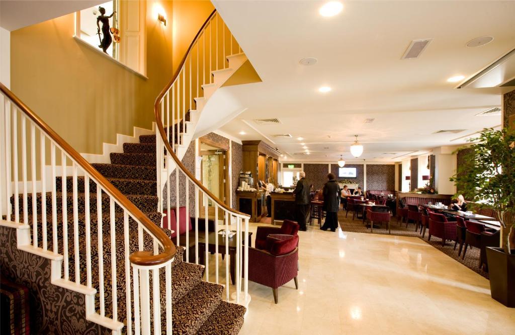 The Shirley Arms Hotel Carrickmacross Ngoại thất bức ảnh